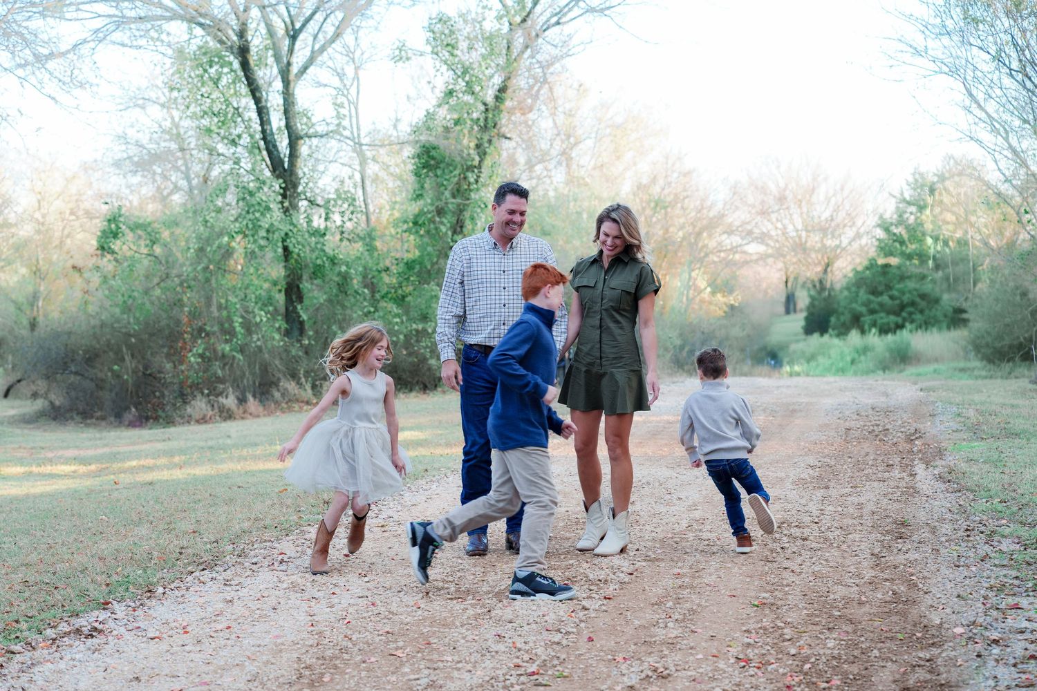 fall family photo session fall photos photography family on the bridge leaves fall colors outdoors golden hour Keller