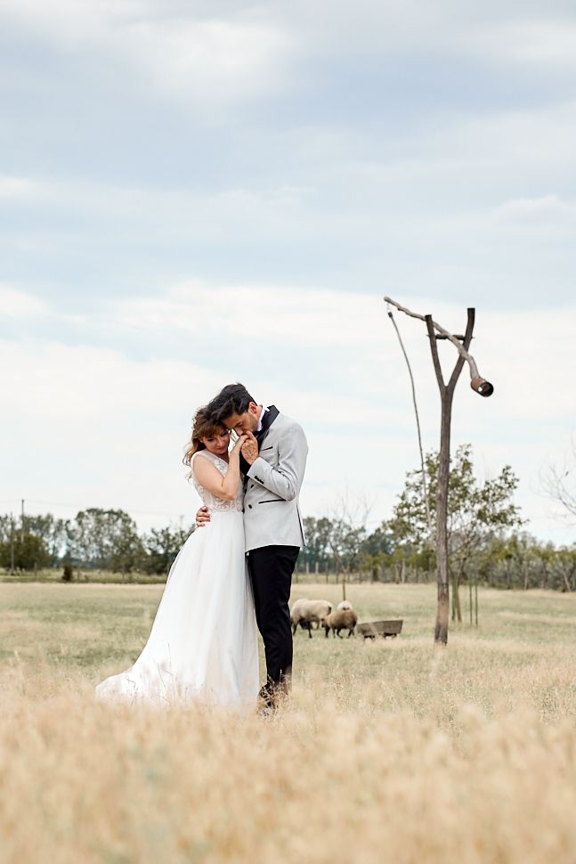 Exkluzív Weddings
Esküvői Fotó és Film szolgáltatások
Soós-Lovas Szilvia és Soós István
"A pillanat egy másodpercig tart,
de az emlék örökké