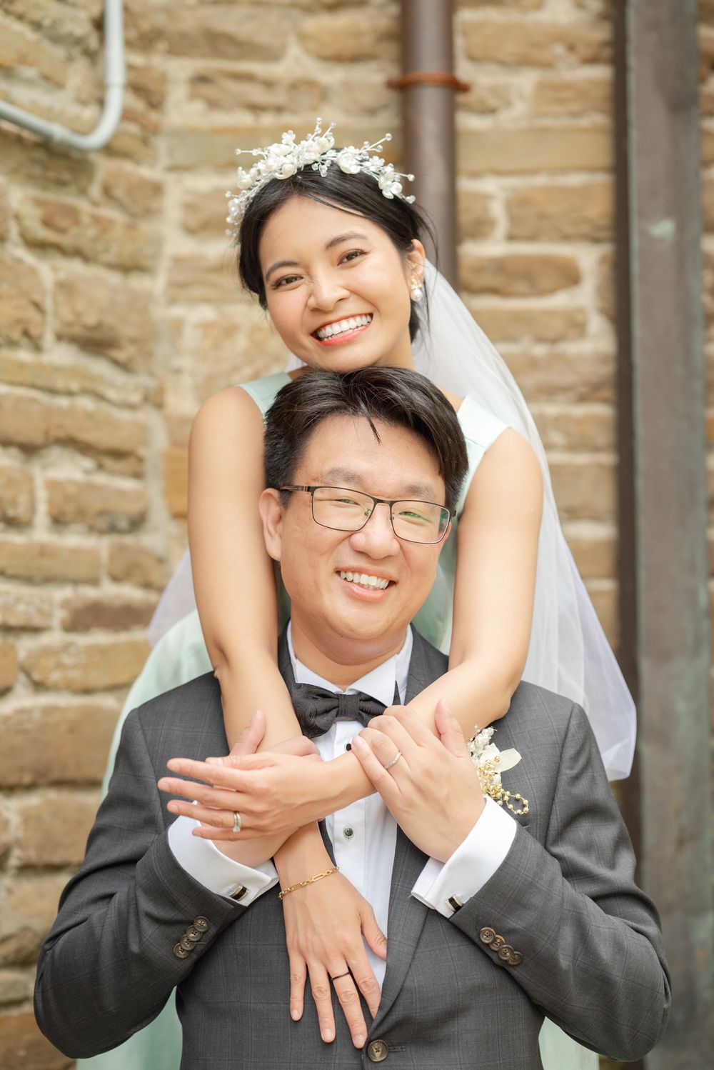 Toronto wedding photographer at Old Mills