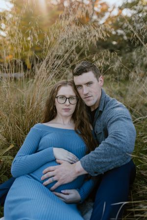 Maternity Session, Grand Pre Historical Site, Tangled Garden, Nova Scotia