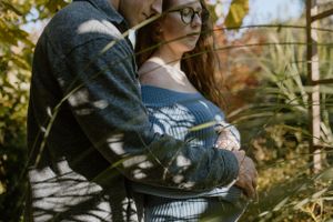 Maternity Session, Grand Pre Historical Site, Tangled Garden, Nova Scotia