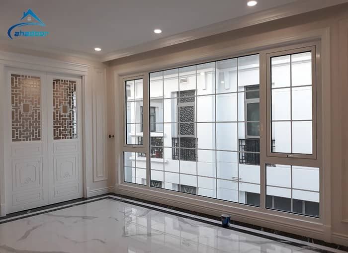 Sử dụng khung nhôm cửa kính cường lực Ahadoor mang lại giá trị thẩm mỹ cao