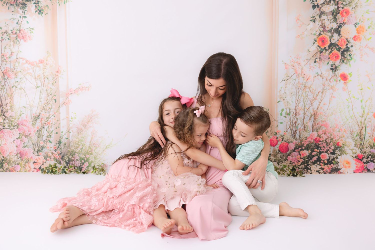 Long Island motherhood photographer, Long Island mommy & me minis, Long Island mothers day photo shoot, Nassau county mothers day minis