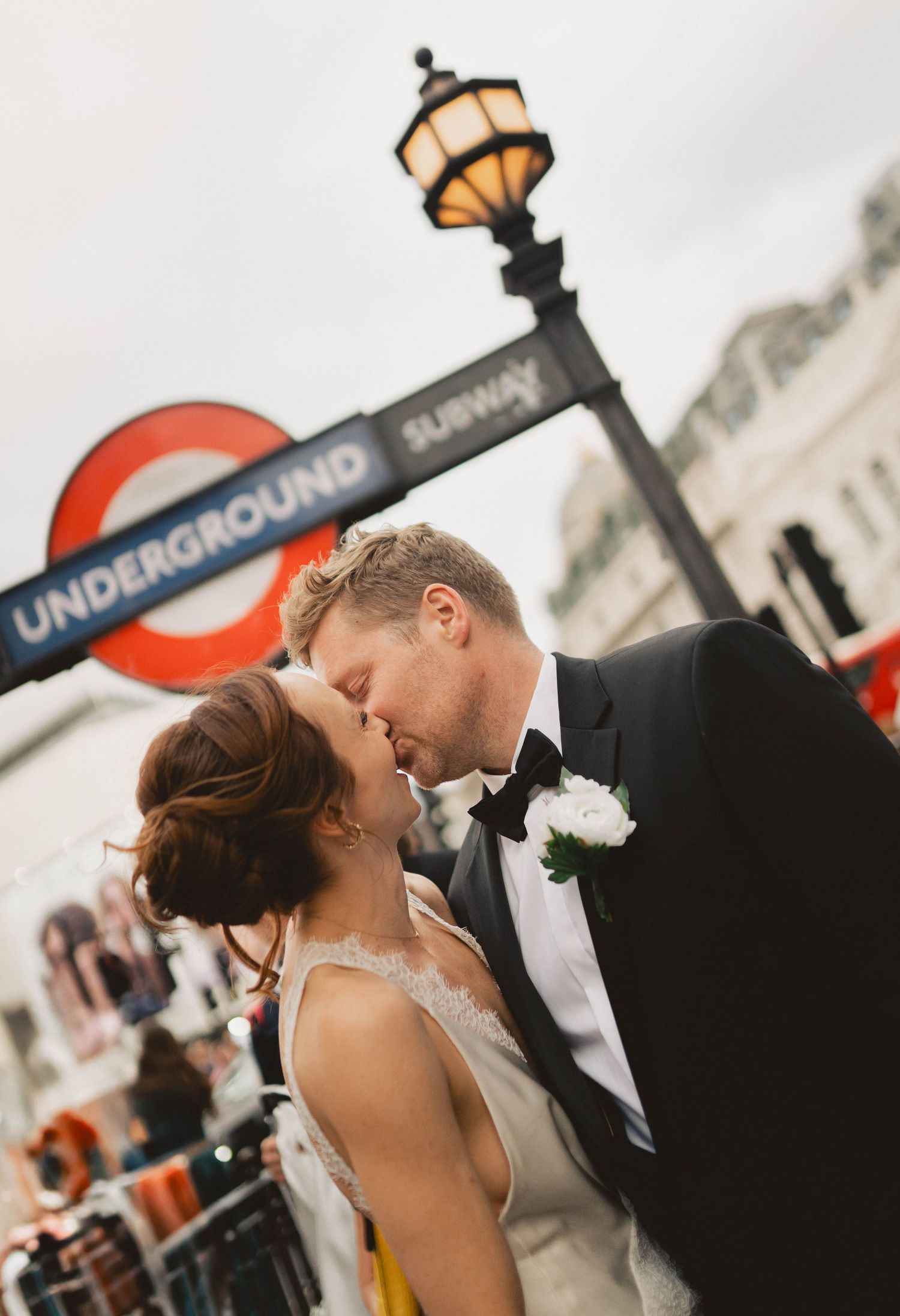 Wedding ceremony in Chelsea Town Hall, vintage wedding dress, wedding in a tube