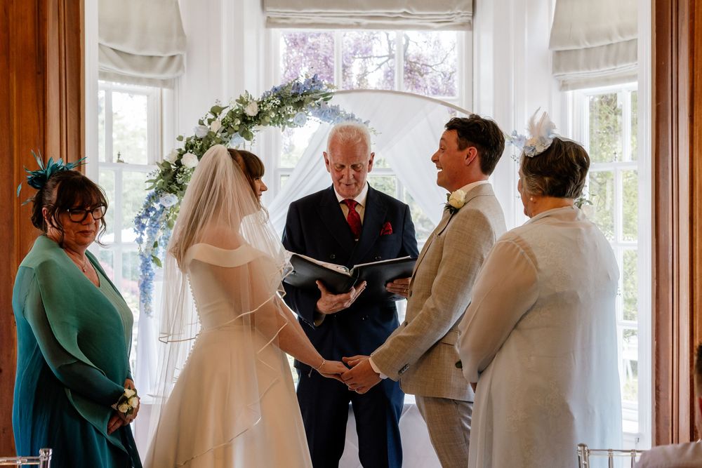 Barnett Hill Hotel wedding ceremony