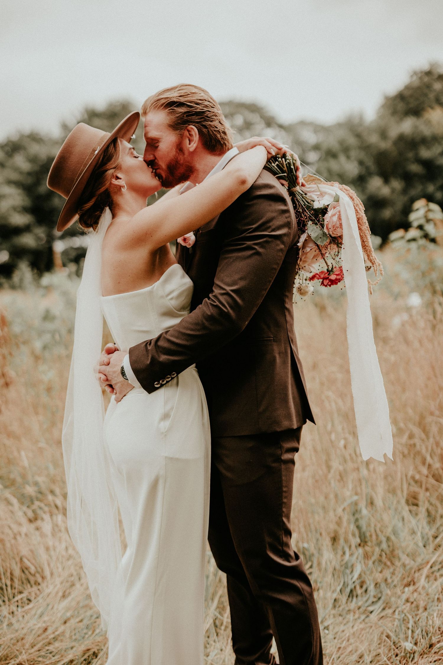 OLIVIA ROSSI CORNWALL WEDDING & ELOPEMENT PHOTOGRAPHER | CORNWALL, UK, WORLDWIDE PHOTOGRAPHY