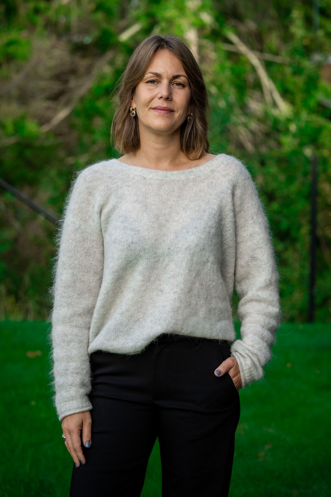 Företagsfoto av Fotograf Jessica Lindqvist - porträtt av Sofies finaste, klädbutik på Vindö.