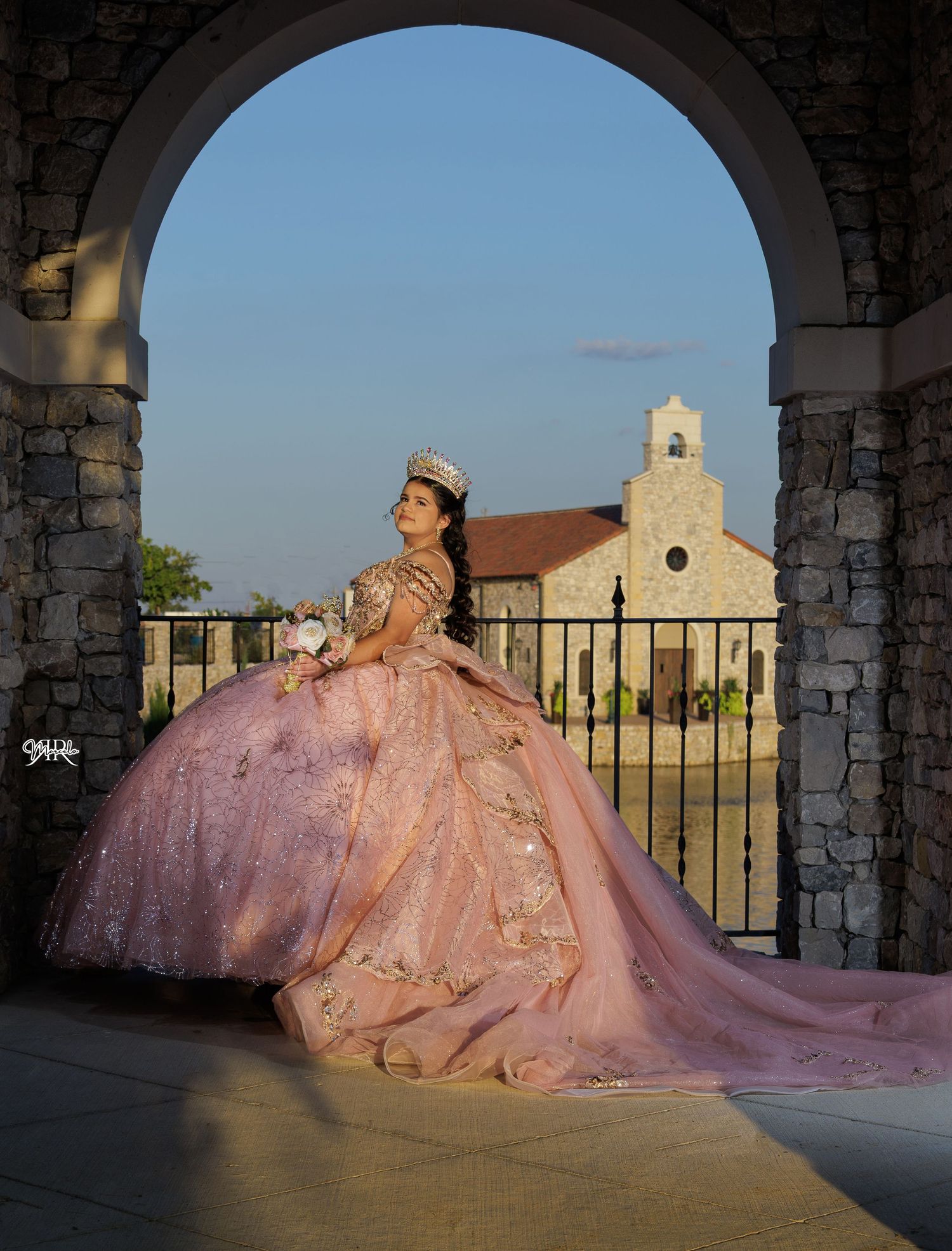 Dallas photography and video for Quinceañeras
 - R & R Marcelo DFW