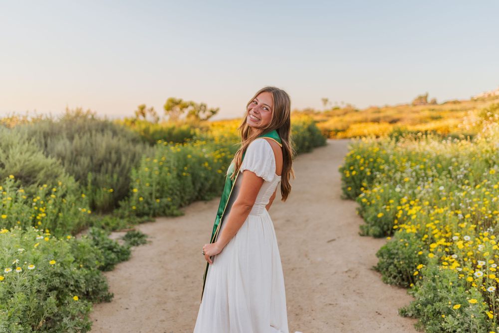 PLNU Point Loma Nazarene University, San Diego Graduation Photos, Grad Photos, Golden Graduates, Anna Romani Photography, Sunset Cliffs