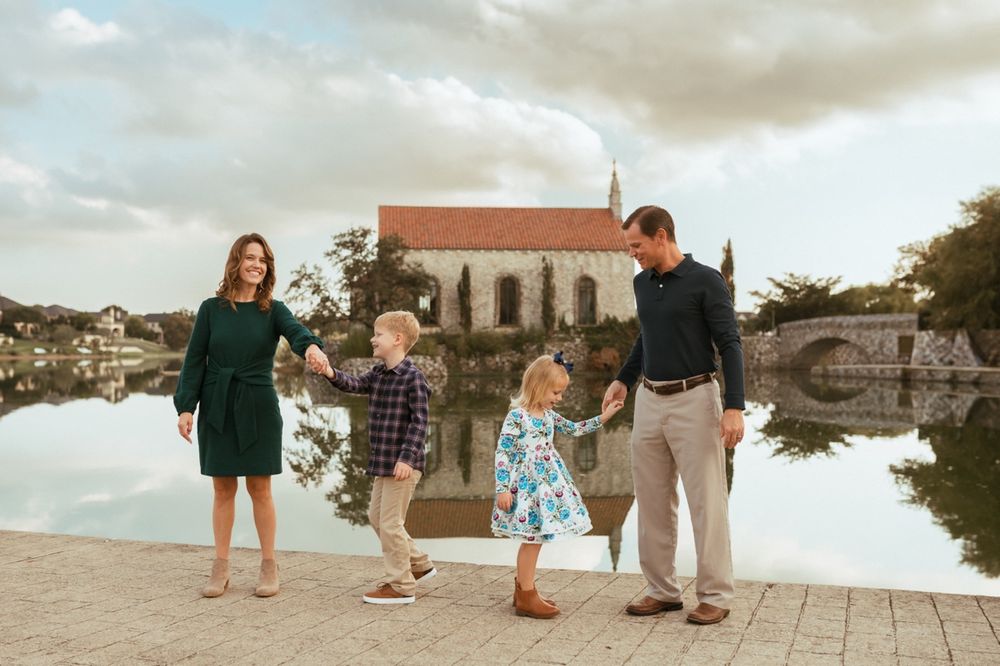 Family plays and poses together in a series of candid outdoor photos.