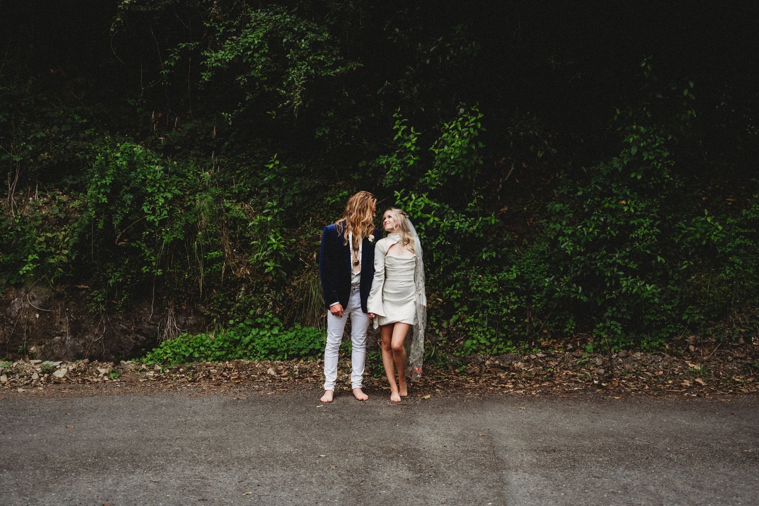 Nelson wedding photographer, Velvet Moon Photography, Wedding photography Nelson, vintage wedding dress, retro wedding dress