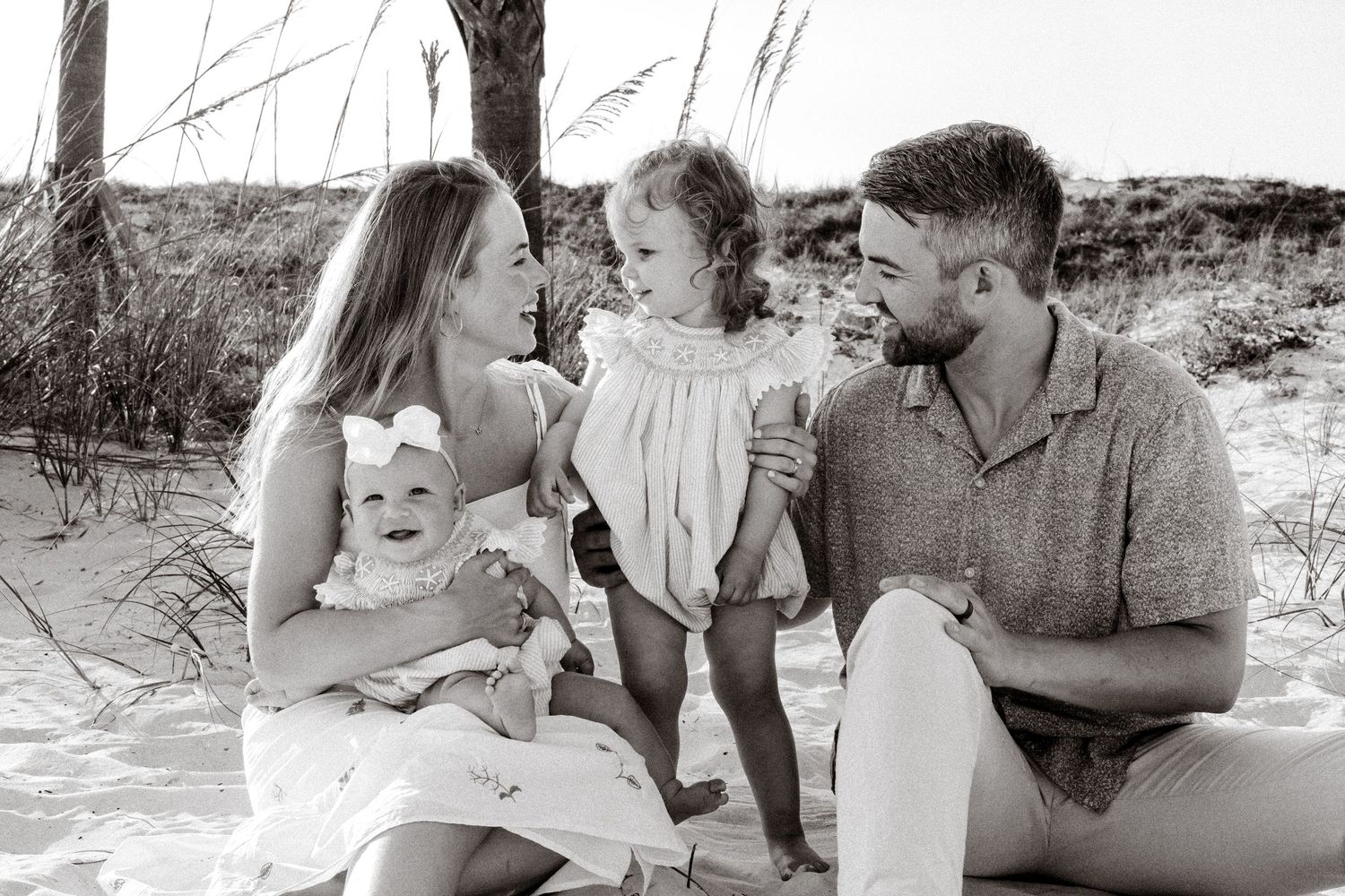 Family portrait session on the beach in the Tampa Bay area | Lifestyle photography Tampa, Florida