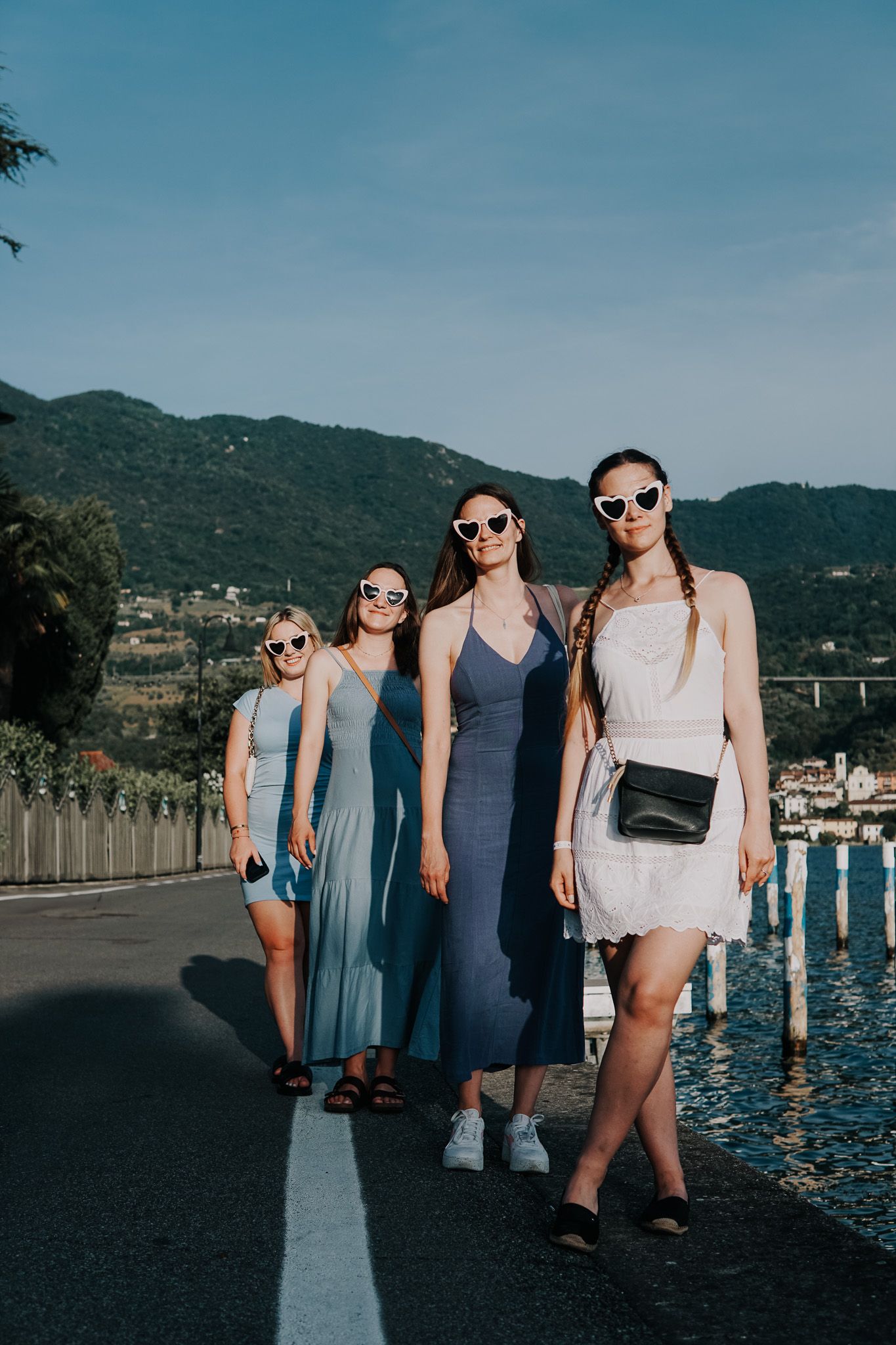Hen party sessions are all about fun, laughter, and unforgettable memories with your closest girls. Whether you're planning a cozy celebrati