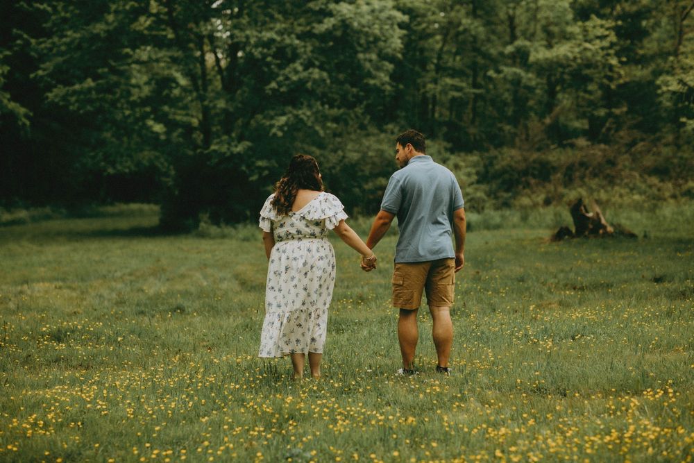 yellow creek state park engagement session, indiana pa photographer, spring, lake, blooms, PA, pittsburgh