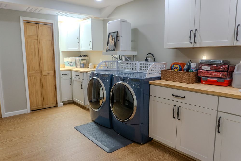 "Enhance your property listings with SmithNYPhoto’s professional real estate photography. High-quality images to attract buyers. Book today