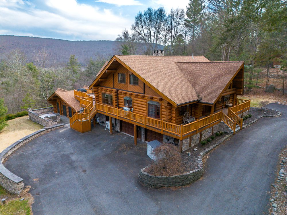 "SmithNYPhoto captures your property with crisp interior, exterior, and detail shots. Highlight every space. Book today!"