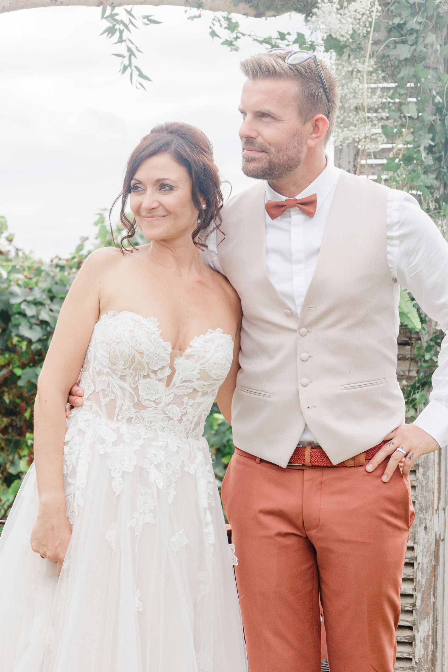 Timeless fine art couple portrait of Anne-Sophie and Thomas, photographed by Cahors wedding photographer in the Lot region