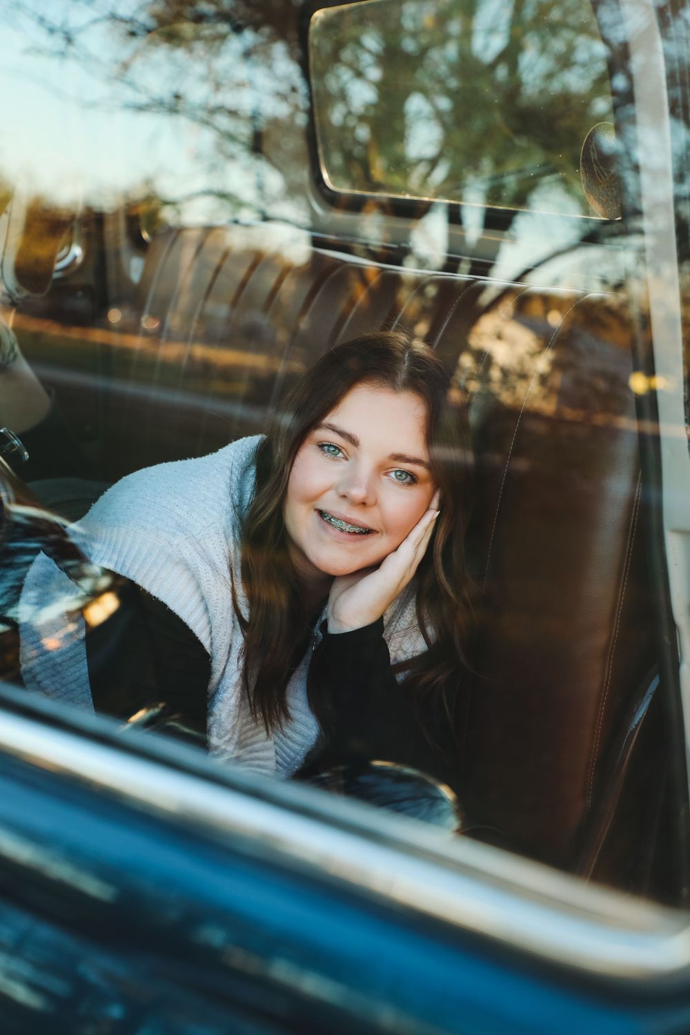 senior girl photo vintage truck