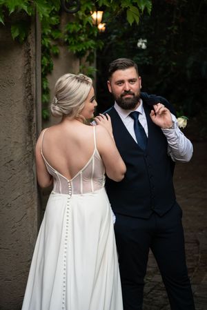 Bride and groom portrait at wedding venue in Gauteng with natural, relaxed style