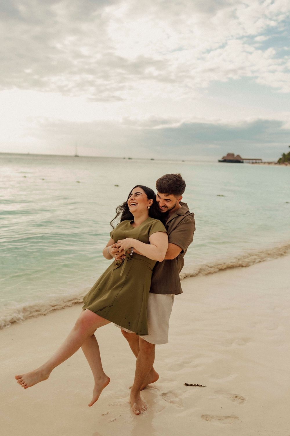 Romantic beach portraits Zanzibar