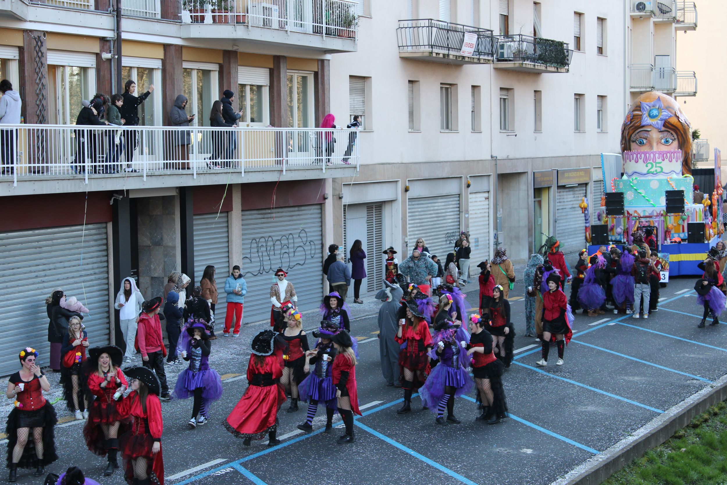 Treviso Carnival Parade 2026. The Allegra Compagnia di Porcellengo with the show “25 springs”.