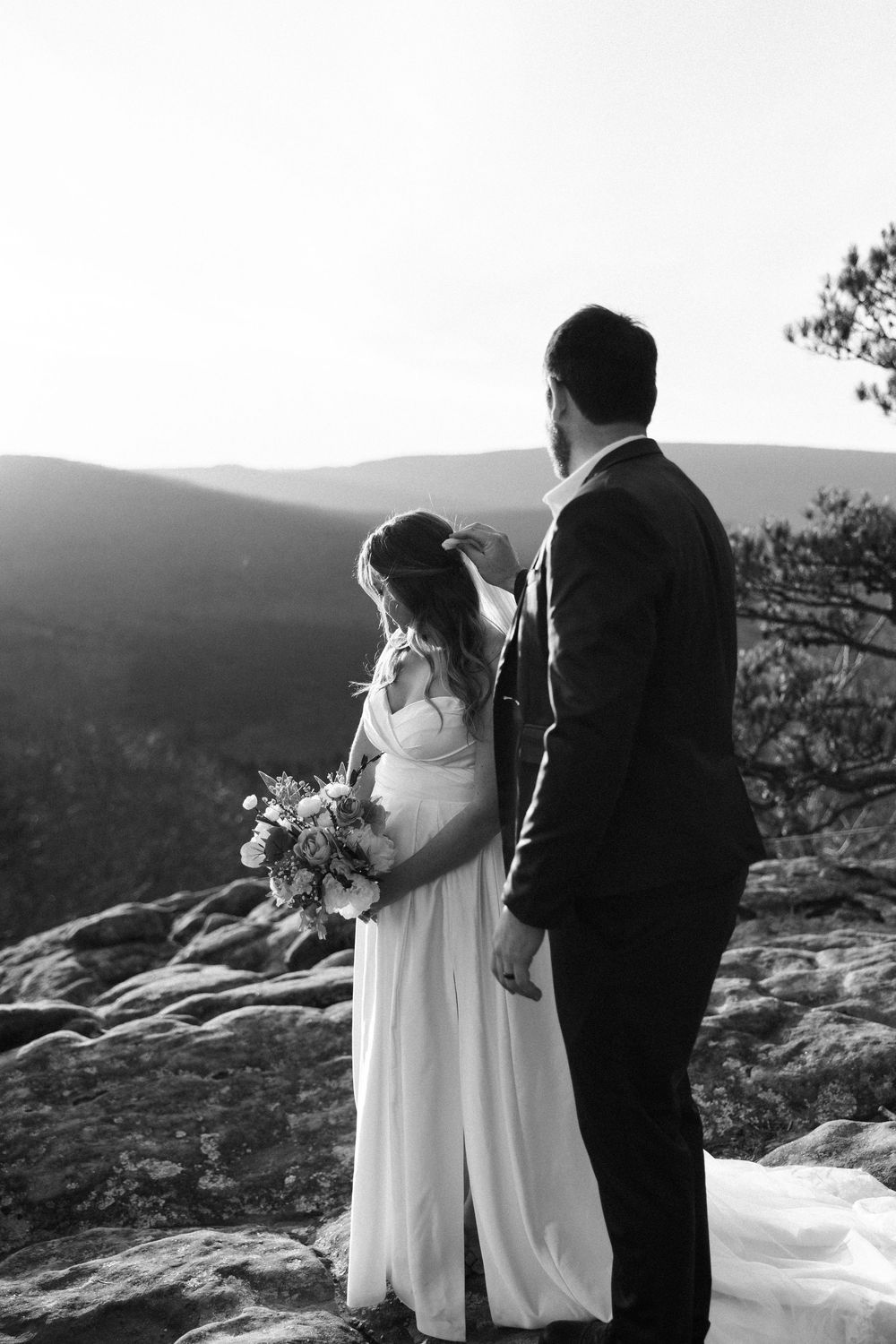 bride and groom buffalo river elopement
