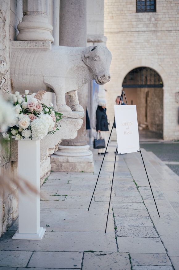 Destination Wedding photographer, Puglia Wedding, tenuta pinto italien, Basilika San Nicola, Destination Wedding