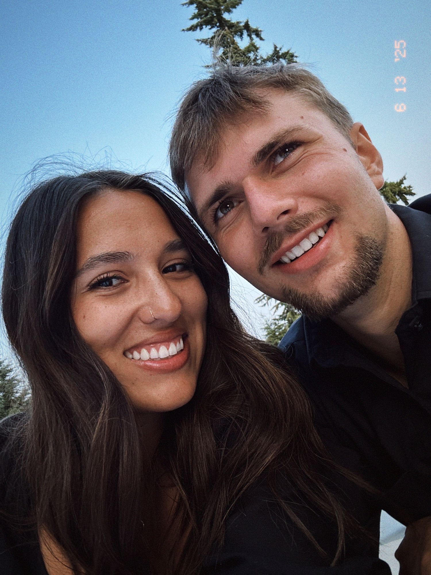 Get to know Aligha Marie Photos - Portland Oregon based Wedding and Portrait Photographer.
