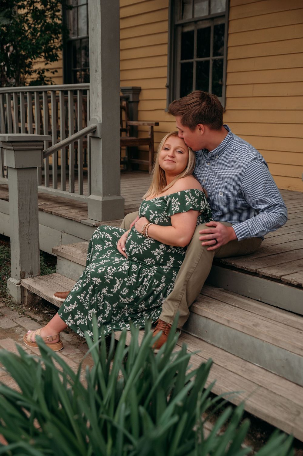 St. Louis Family Photographer Ashley Dawn Photography Faust Park Chesterfield MO Maternity Photographer