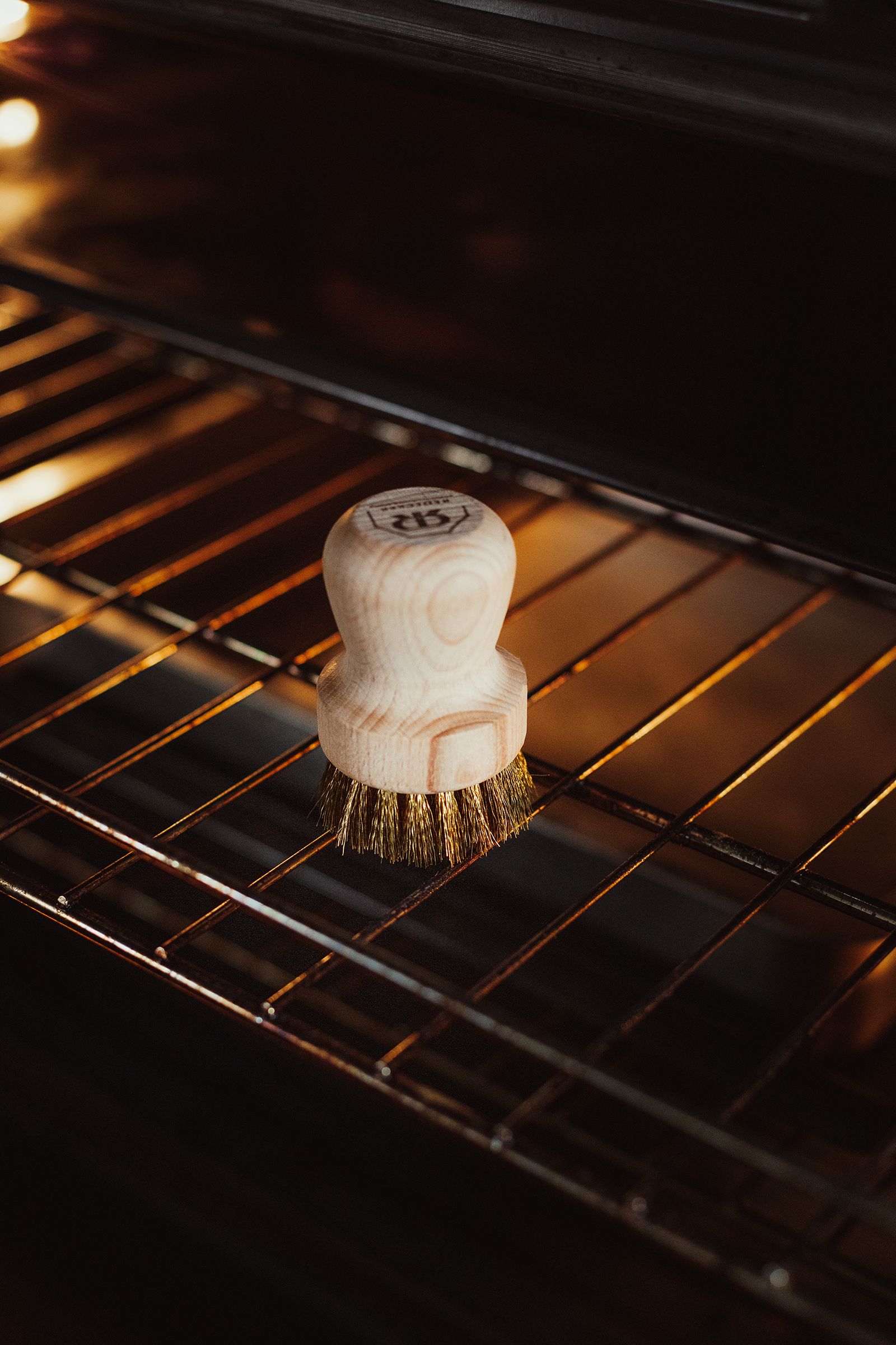 Photographe produits – brosse à récurer