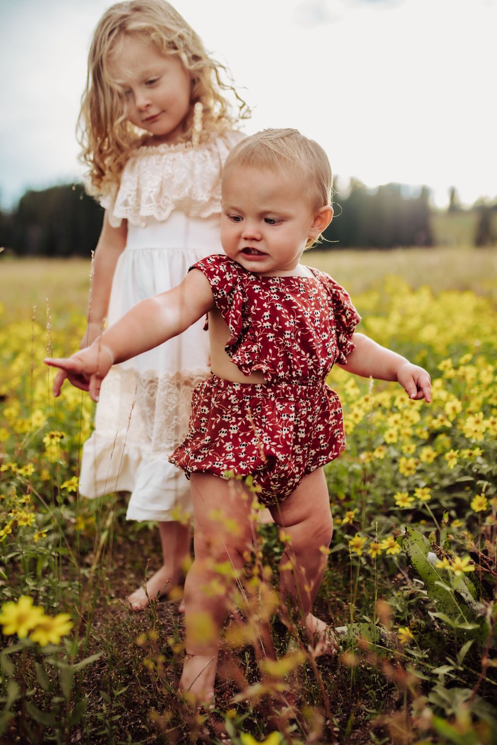 Photo of two girls by Kristy Baker Photography, a local Steamboat Springs, Colorado photographer.