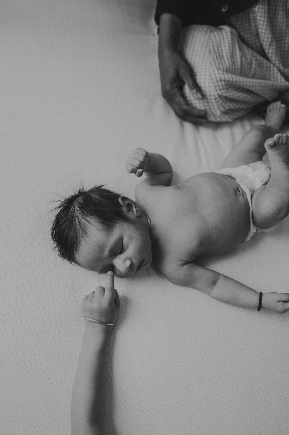 Lifestyle Photography by Marina Dams Indoors Newborn Photoshoot Vancouver