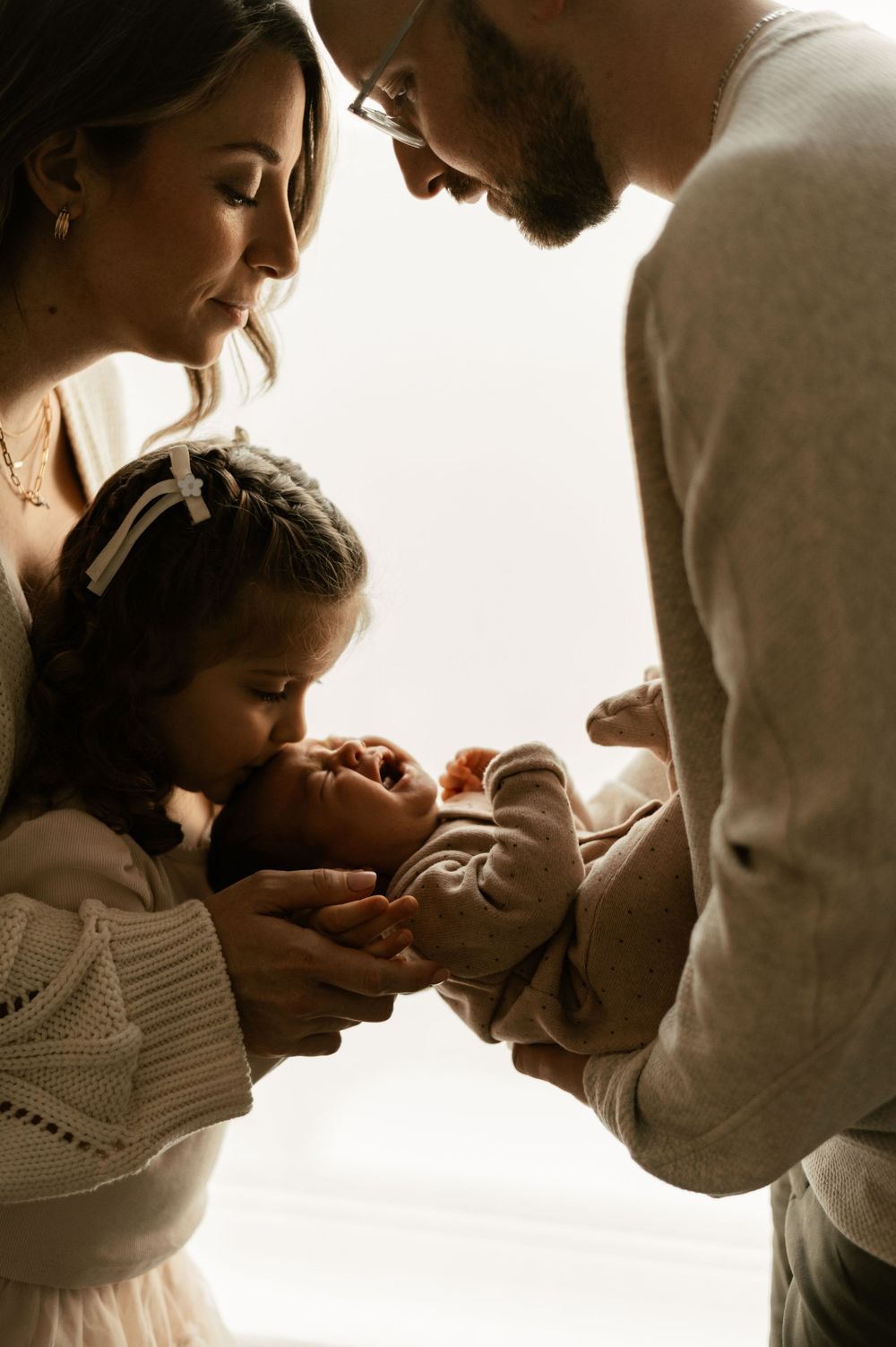 Lifestyle Photography by Marina Dams Indoors Newborn Photoshoot Vancouver