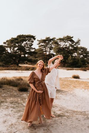 Lifestyle fotograaf Heerhugowaard voor zwangerschapshoots en gezinnen.