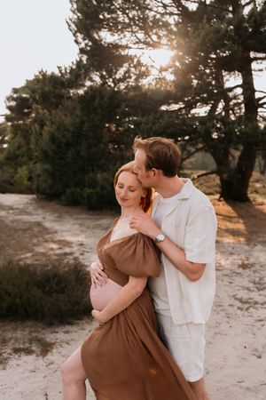 Lifestyle fotograaf Heerhugowaard voor zwangerschapshoots en gezinnen.
