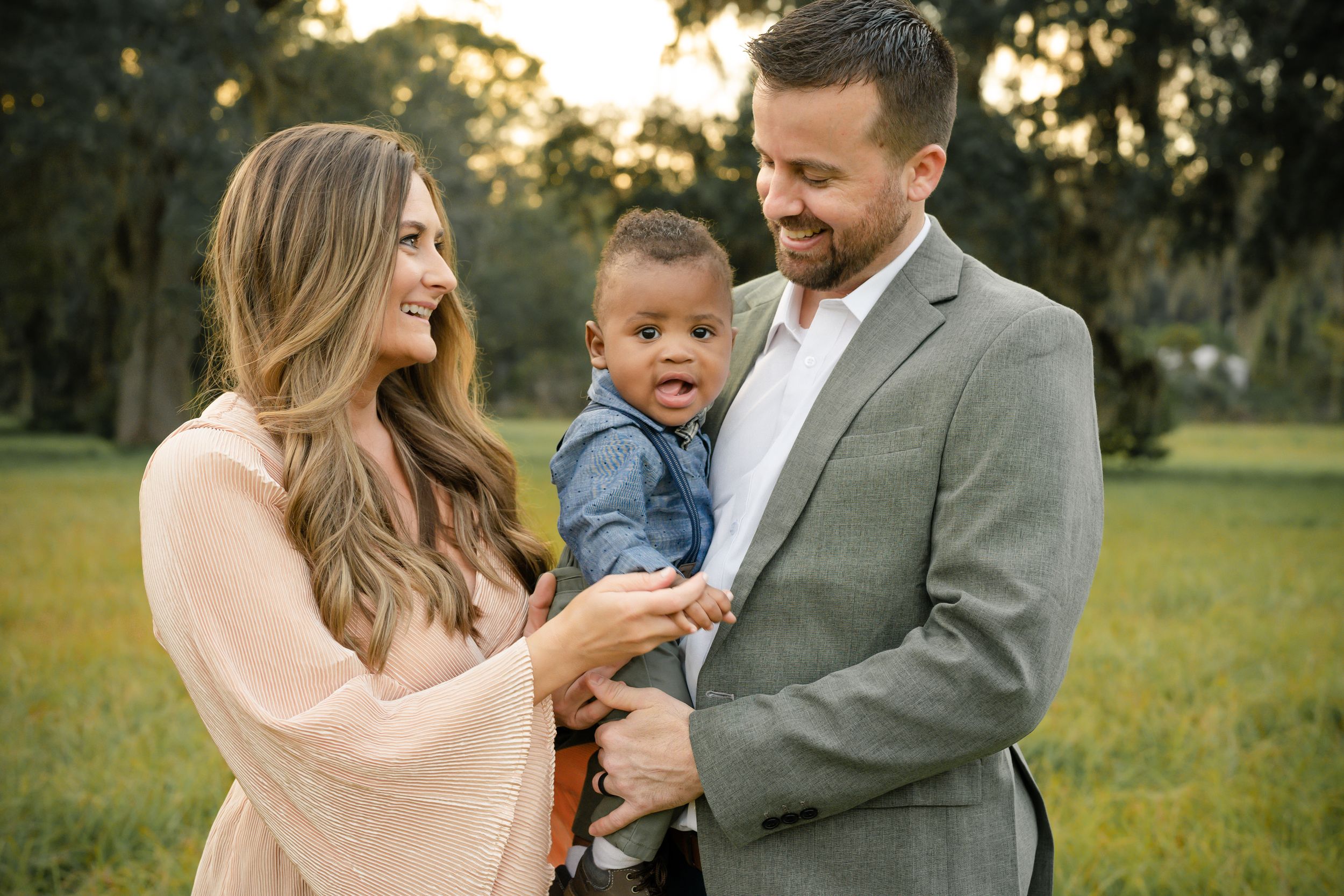 A family portrait experience focused on connection, emotion, and lasting memories.