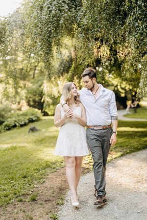 engagement photoshoot vancouver mountain photographer british columbia stanley park couple photos buntzen lake coquitlam photography