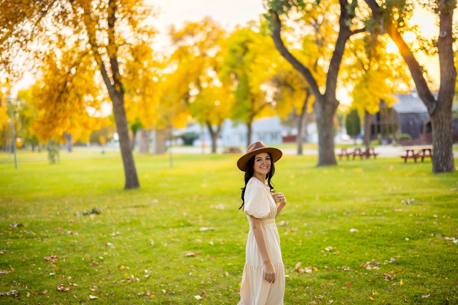 Fall high school senior photoshoot during golden hour majestic magical stunning portrait photography Fort Benton Great Falls Montana