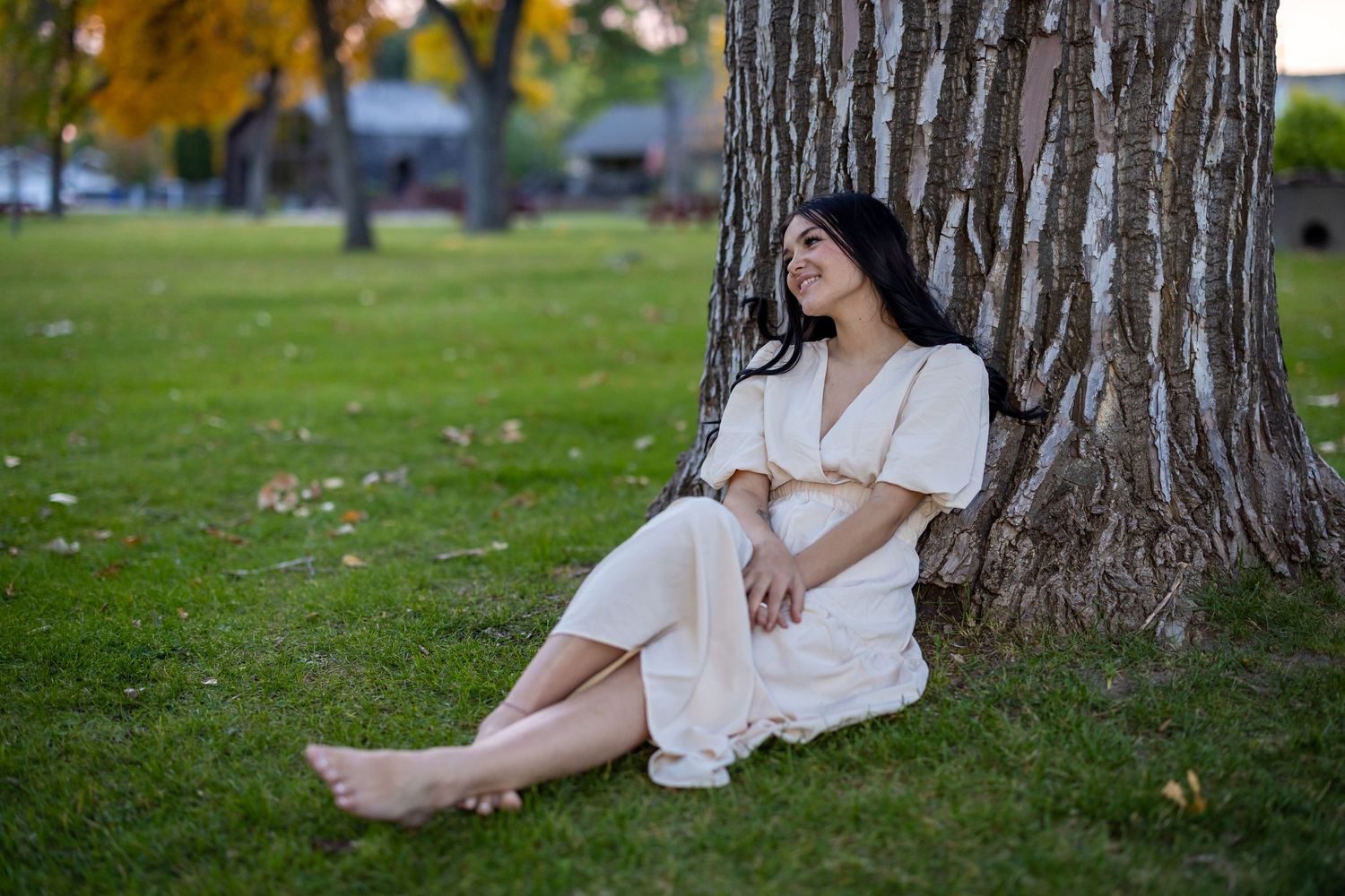Feminine girly fall photoshoot feel beautiful personalized senior session relaxed guided posing Great Falls Montana photography Fort Benton