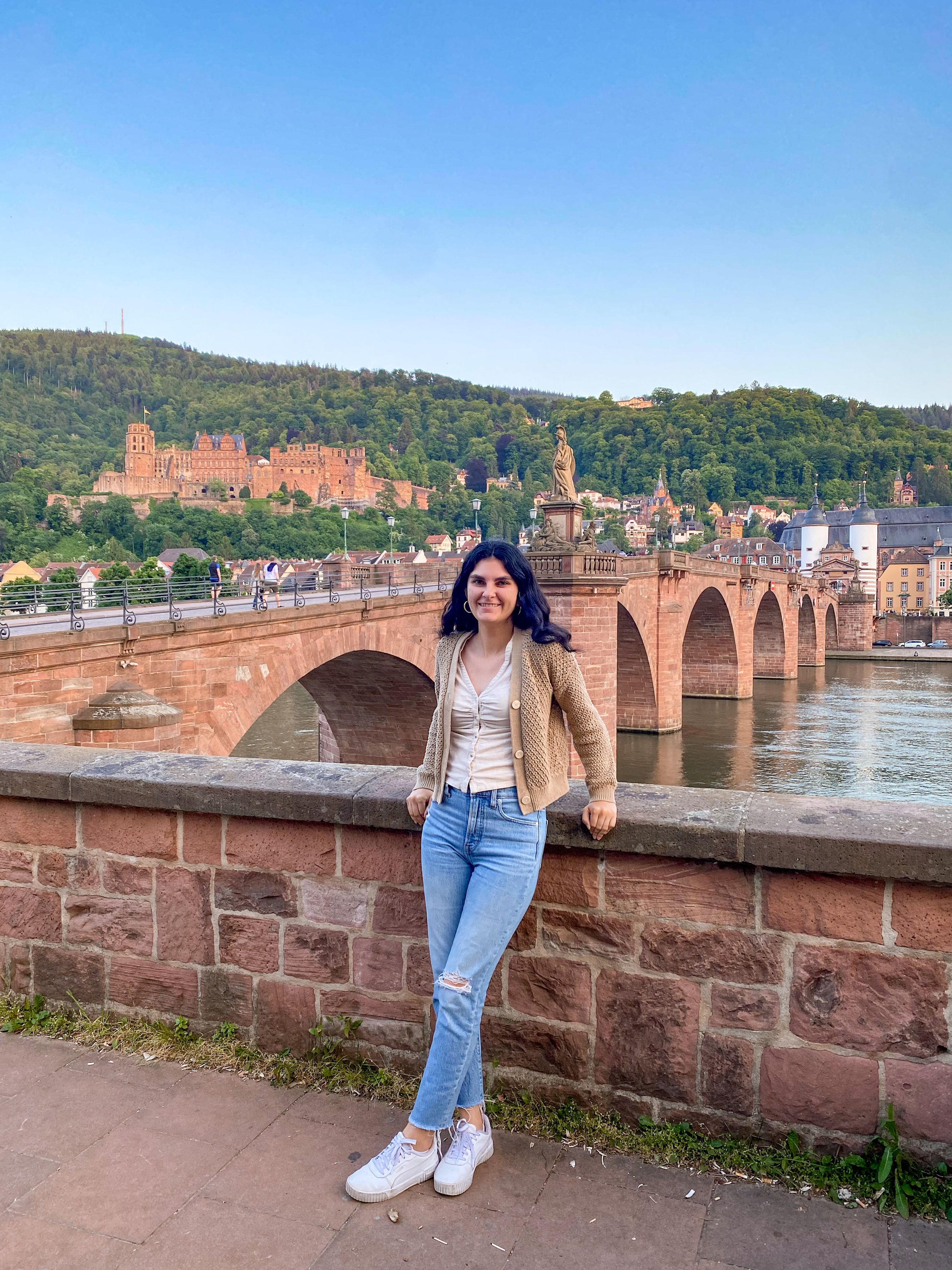 Brenna in front of the Heidelberg bridge in Heidelberg, Germany