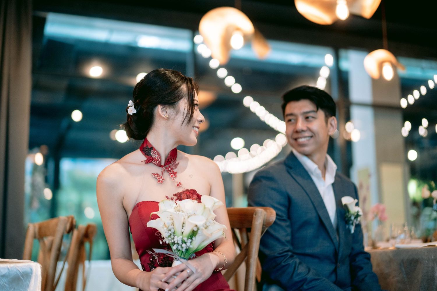 Wedding photographer and wedding videographer in Singapore with affordable wedding photography and videography services