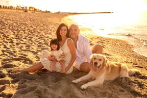 servizio fotografico di famiglia, all'alba, al mare, in Calabria