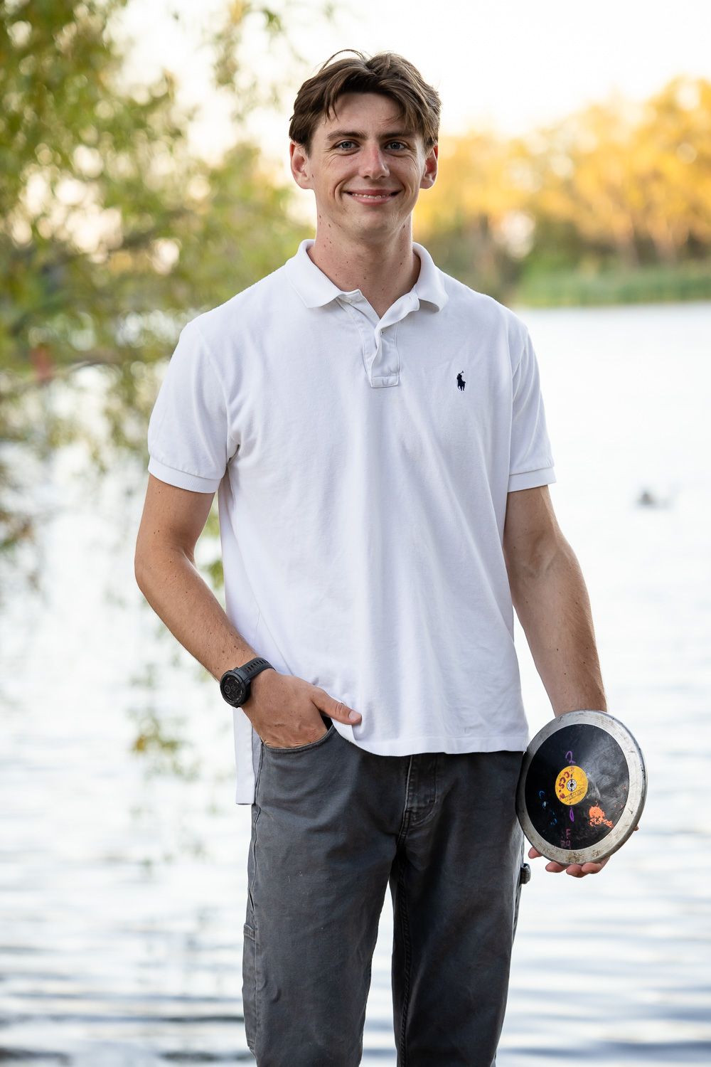 Los Gatos Photographer Cindy Tucey captures senior photos at Vasona in Los Gatos
