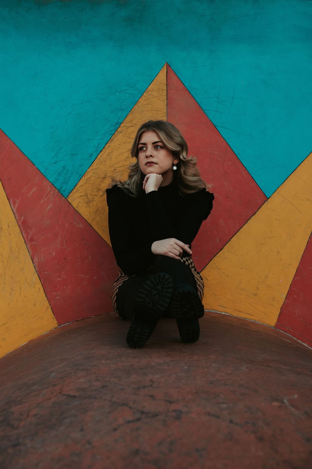 girl posing in a skate park