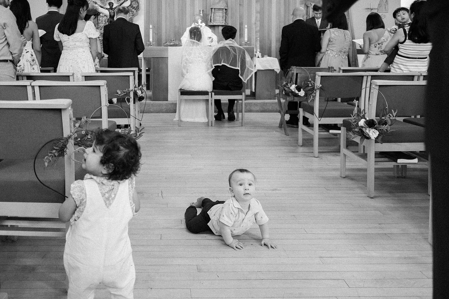 candid church wedding photography