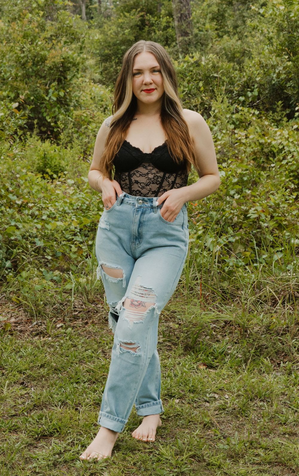 A series of photos showing distressed denim jeans and black lace top against a green outdoor background.
