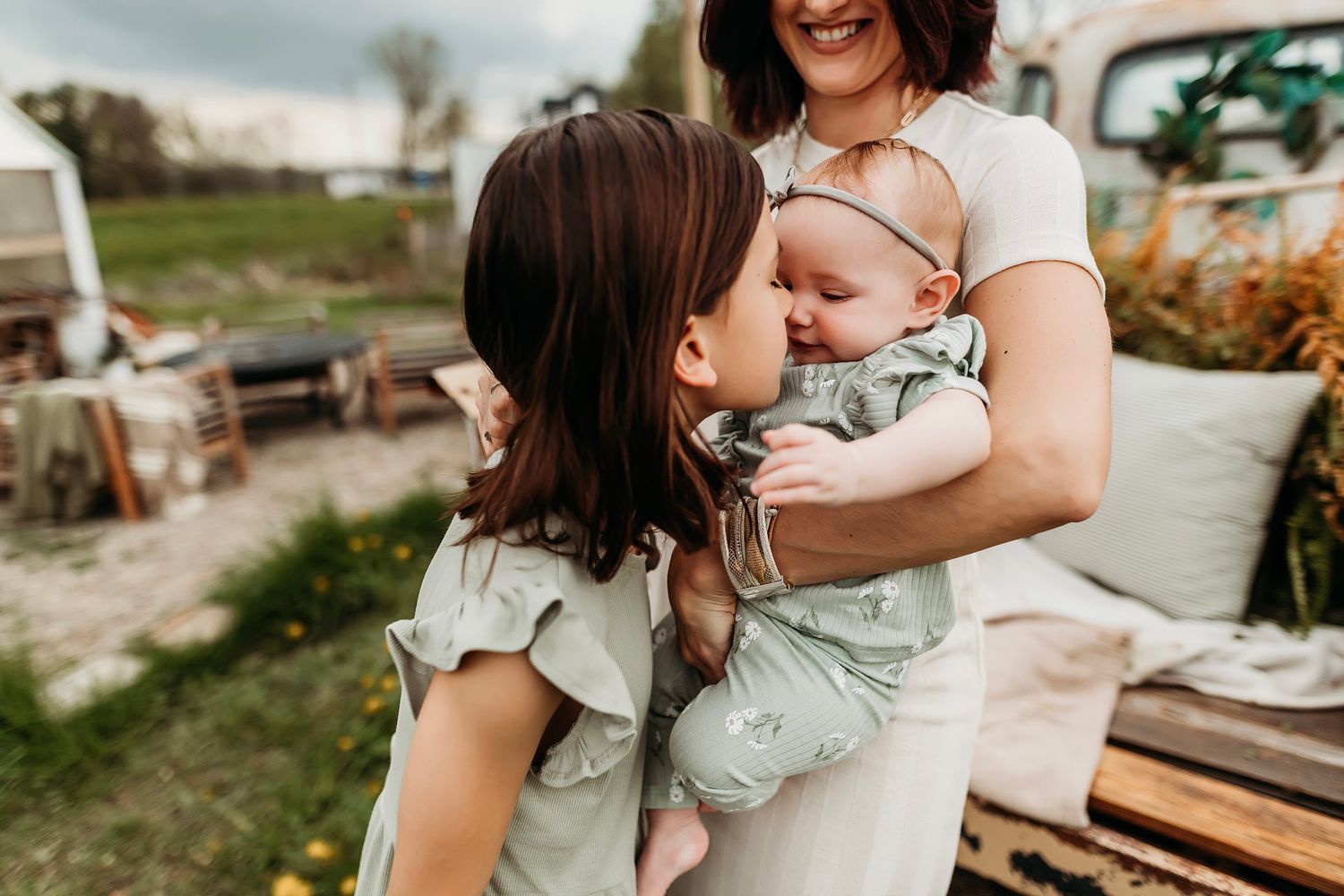 Fenton Michigan Family Photographer