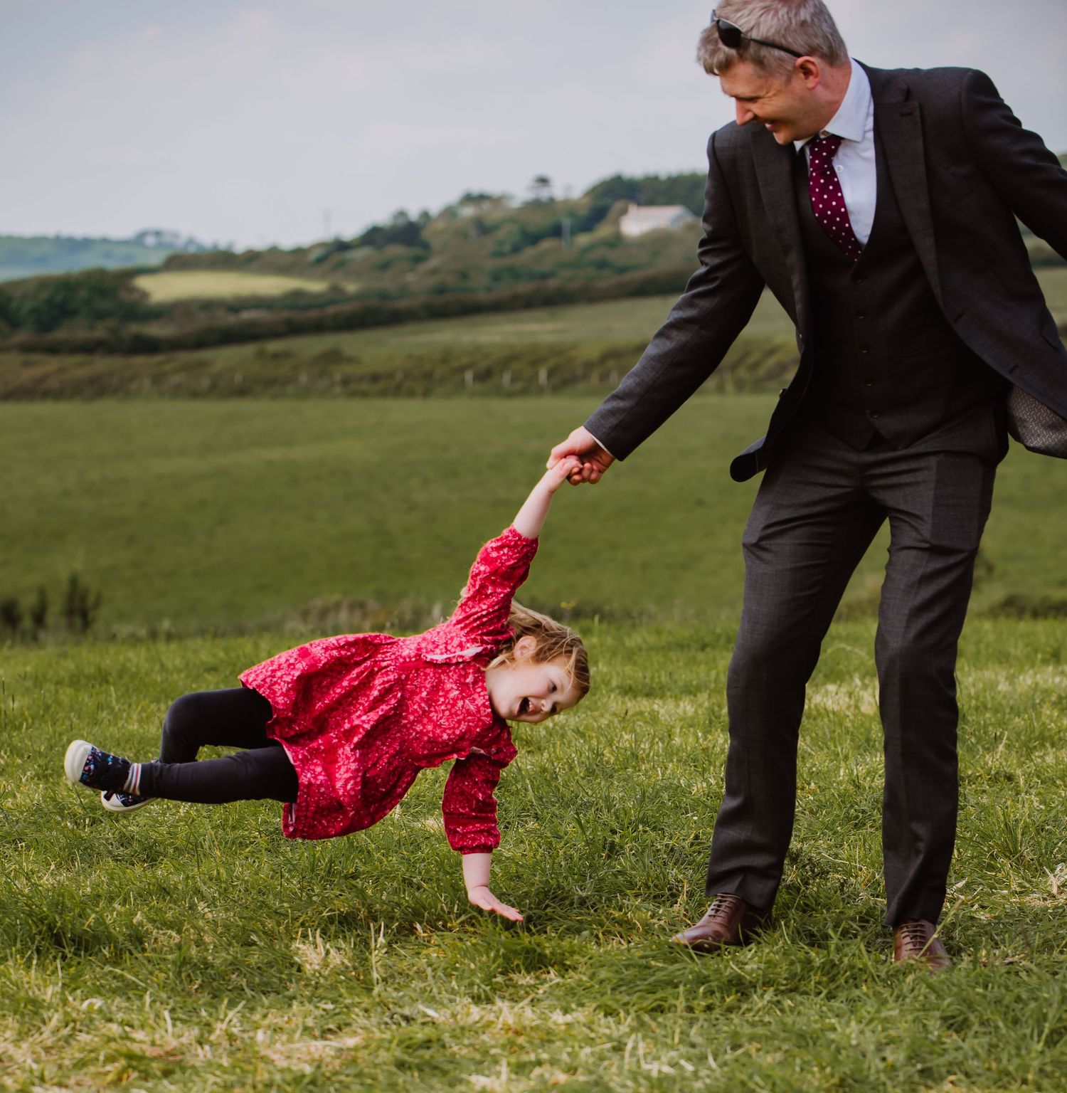 Fun and colourful candid photography Weymouth. Bridport, Dorchester, Yeovil, Poole, Dorchester. Celebrant wedding Dorset. Dorset wedding. Ou