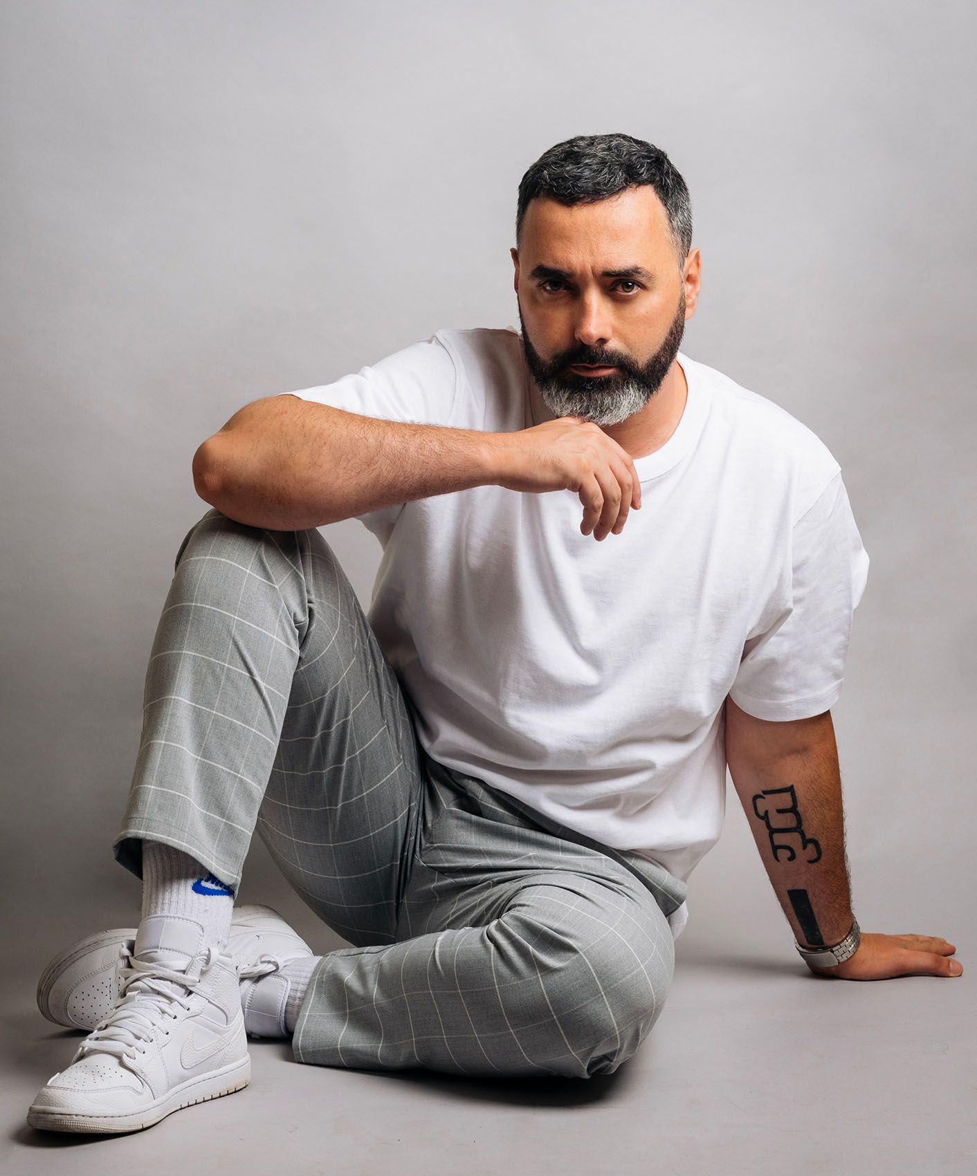 Portrait of a Man in a casual outfit, Studio photography. Modeling. Actor photography
