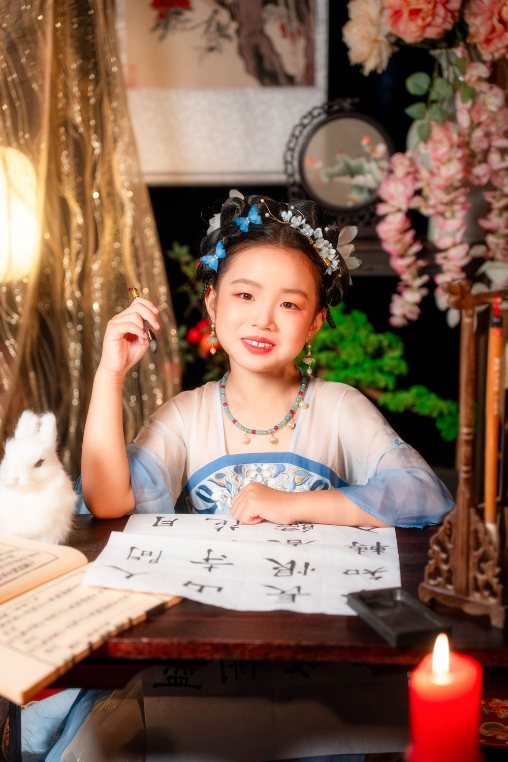 Beautiful kids Tang Dynasty Hanfu studio photography with sparkling golden props, captured by Imagine Image Studio Auckland.